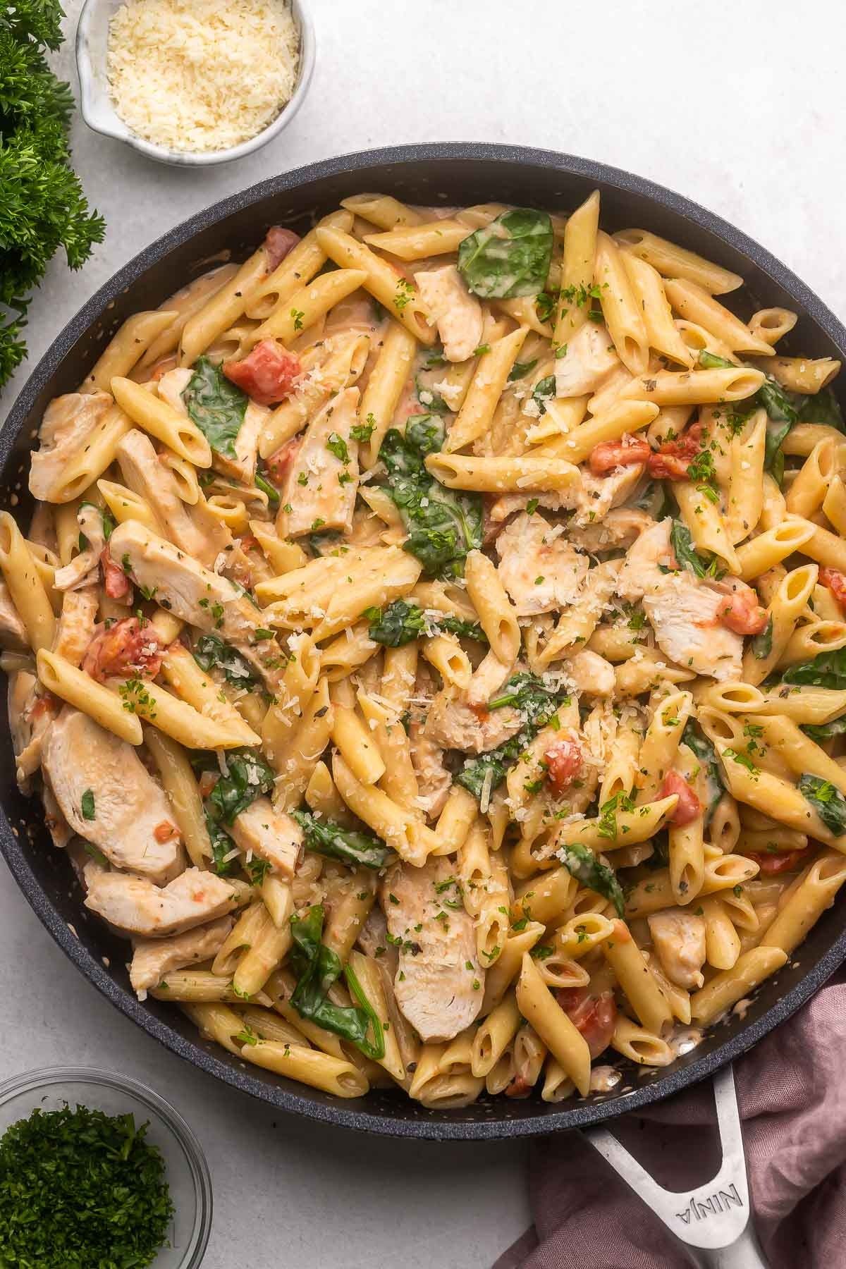 Garlic Parmesan Chicken Pasta